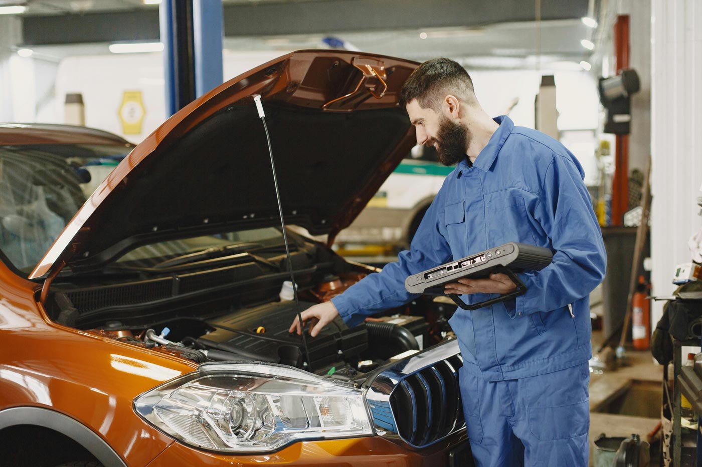 Auto Mechanic